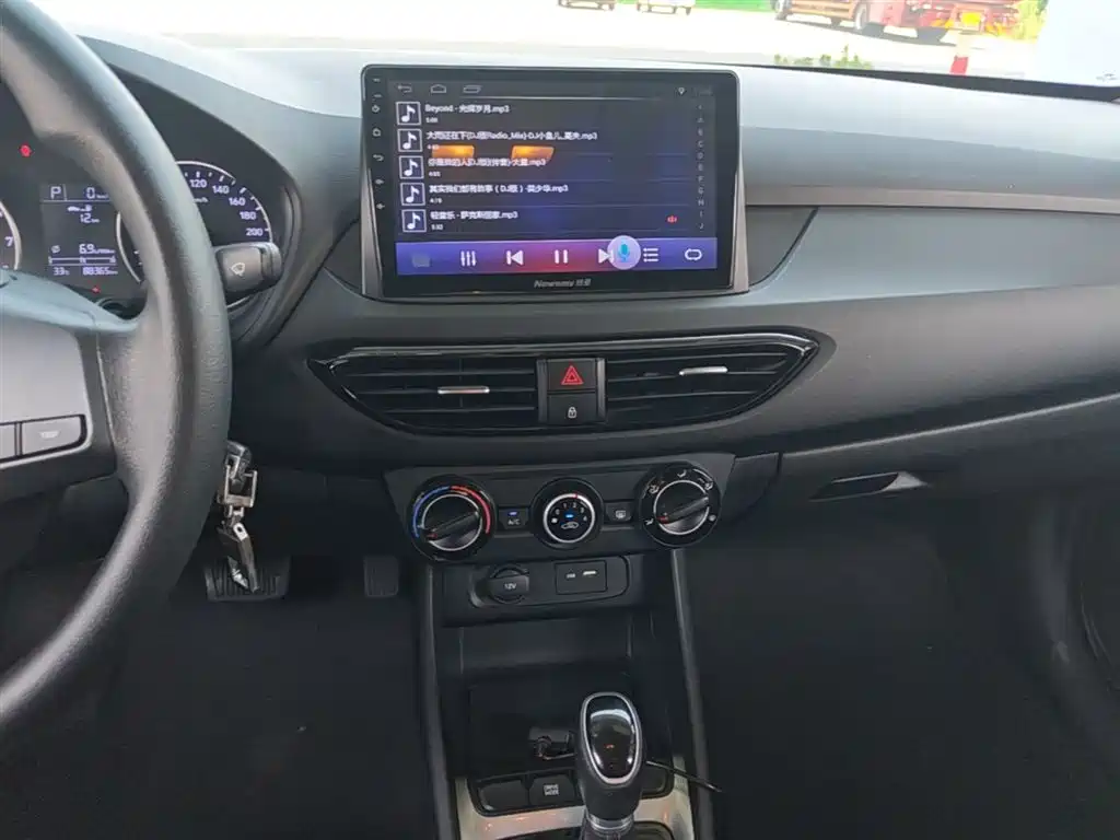 Hyundai Elantra 2018 1.6L Automatic Pleasing Edition GL China VI фото 13