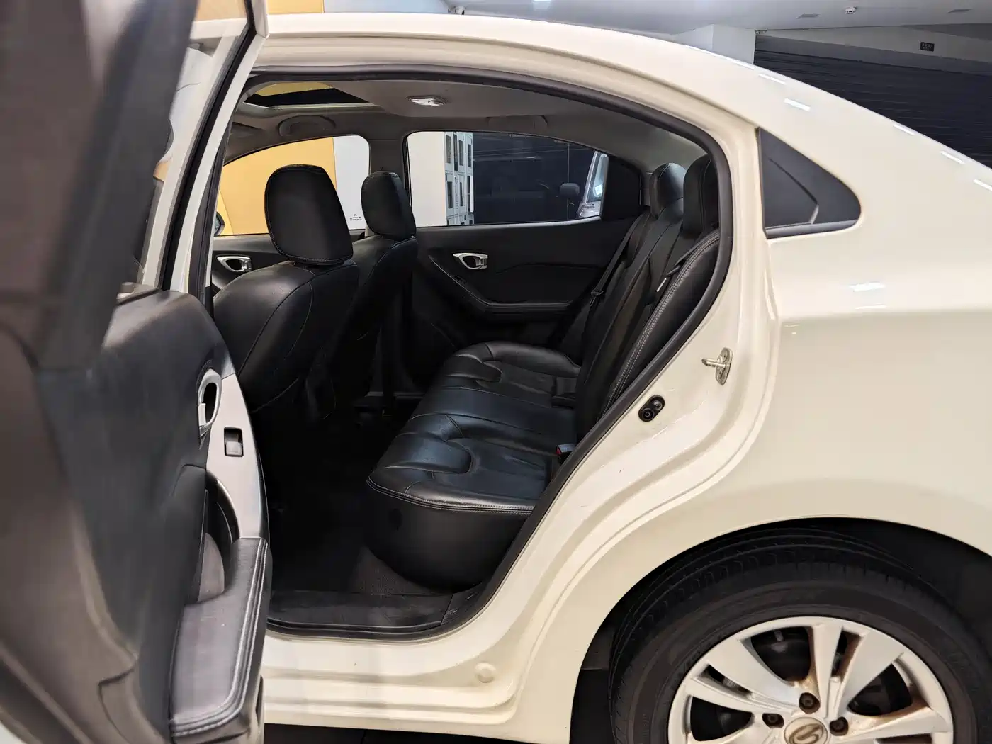 GAC Trumpchi Trumpchi GA3 2014 2013 1.6L Auto Elite ESP Edition