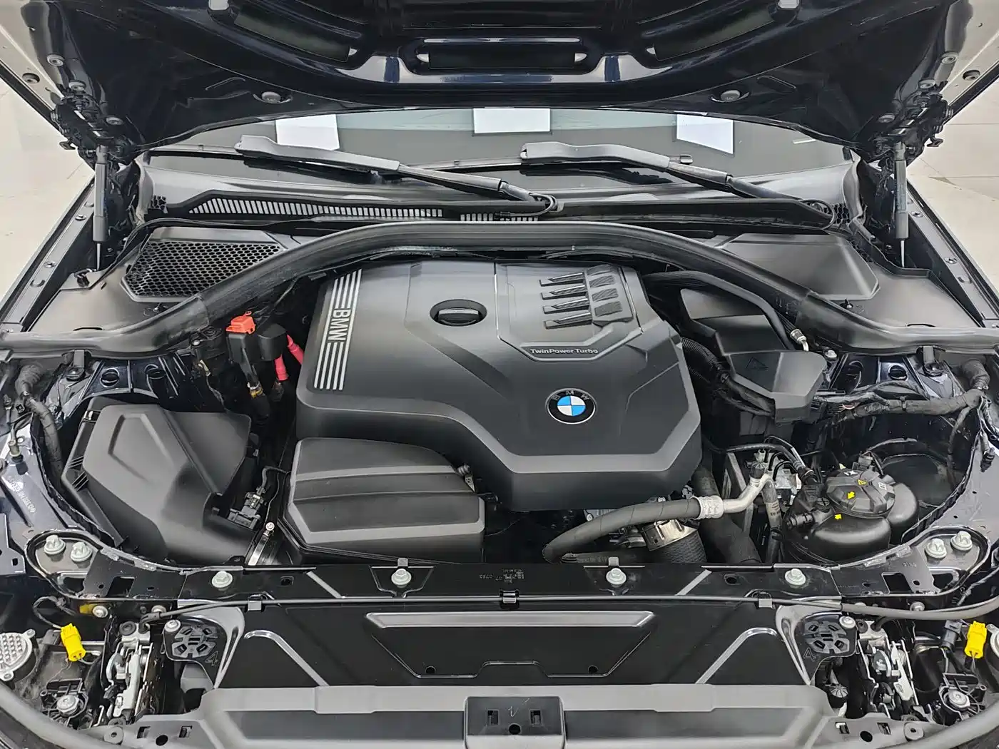 BMW 3 Series 2022 320Li M Sport Package фото 18