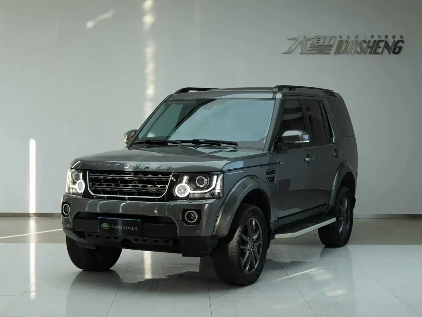 Land Rover Discovery 2016 3.0 SC V6 HSE