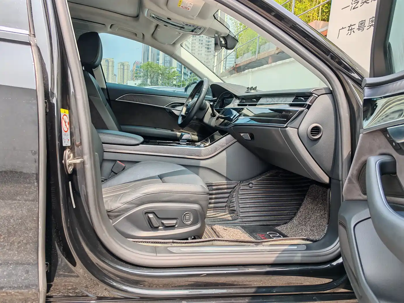 Audi A8 2018 A8L 55 TFSI quattro Launch Elite фото 14