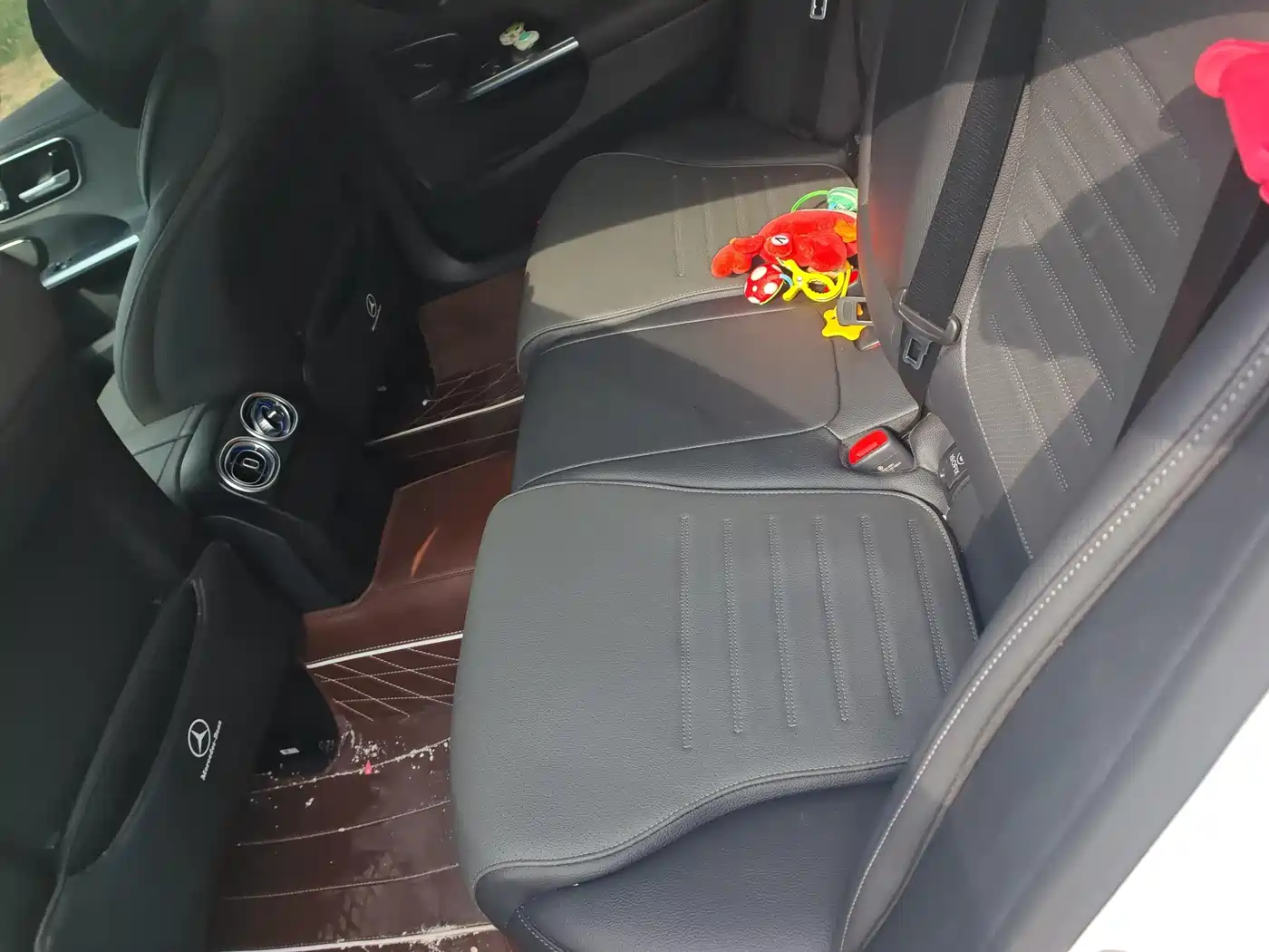 Mercedes-Benz C-Class 2024 Second Facelift C 260 L Sport фото 3