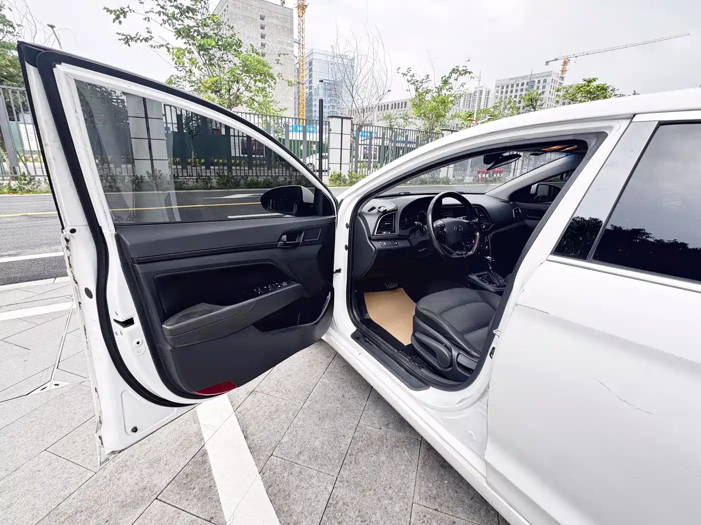 Hyundai Elantra 2018 1.4T DCT Dynamic·Vitality Model фото 19