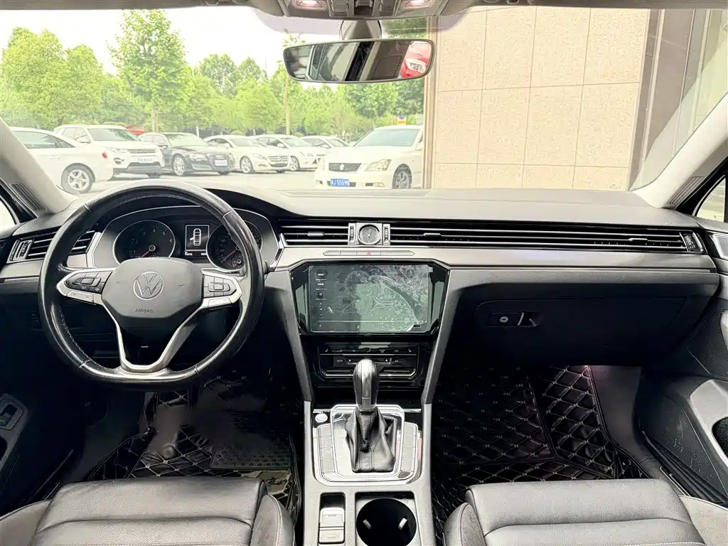 Volkswagen Magotan 2020 330TSI DSG Leading фото 12