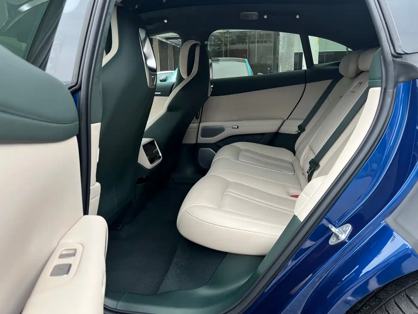 XIAOMI CAR XIAOMI YU7