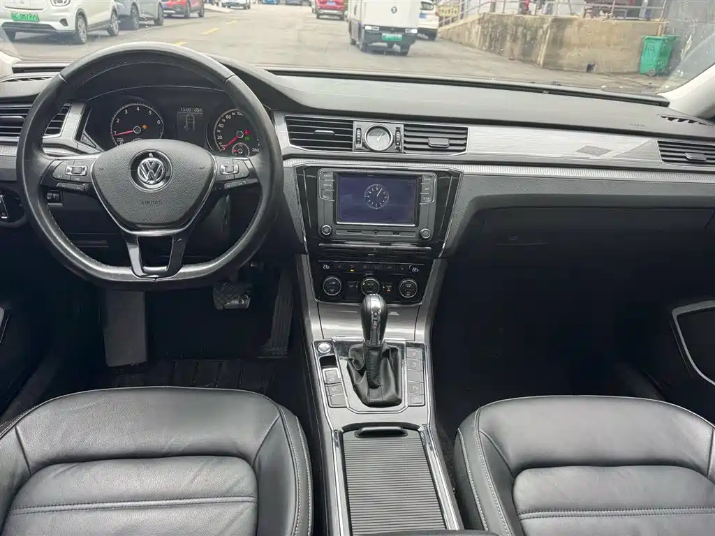 Volkswagen Magotan 2020 280TSI DSG Leading фото 4