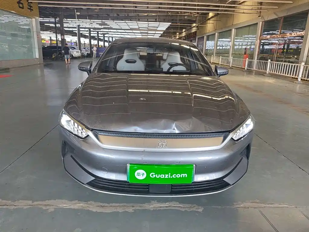 BYD Qin PLUS 2024 Glory Edition EV 420KM Leading фото 3