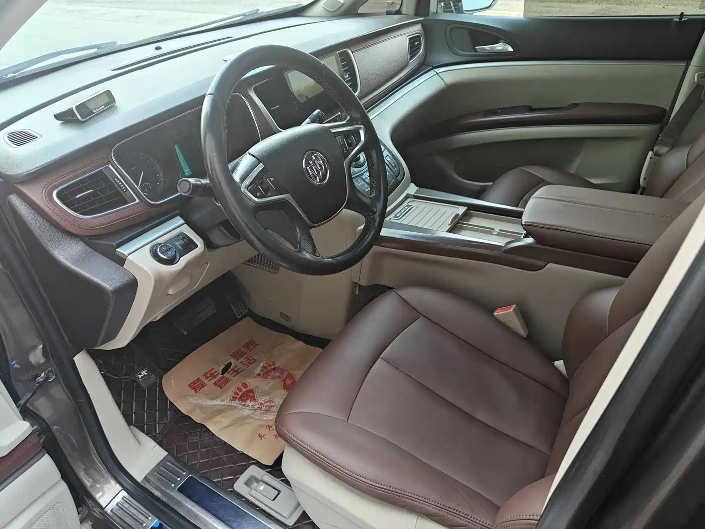 Buick GL8 2014 3.0L GT Luxury Business Elegance фото 8