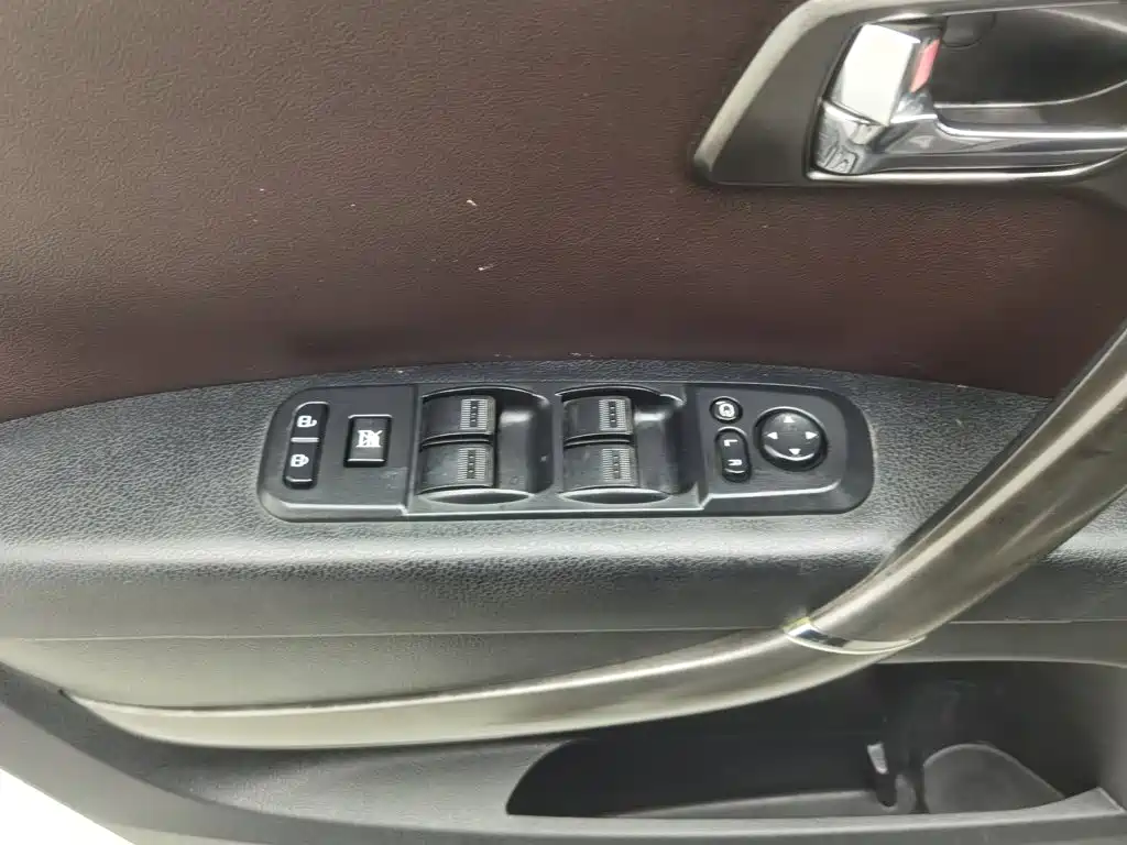 Besturn X80 2016 2016 2.0L Automatic Luxury