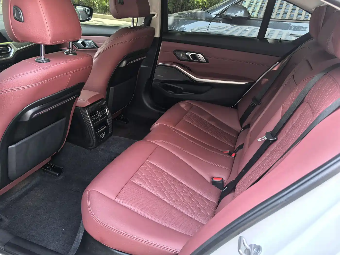 BMW 3 Series 2022 325Li M Sport Shadow Edition фото 18