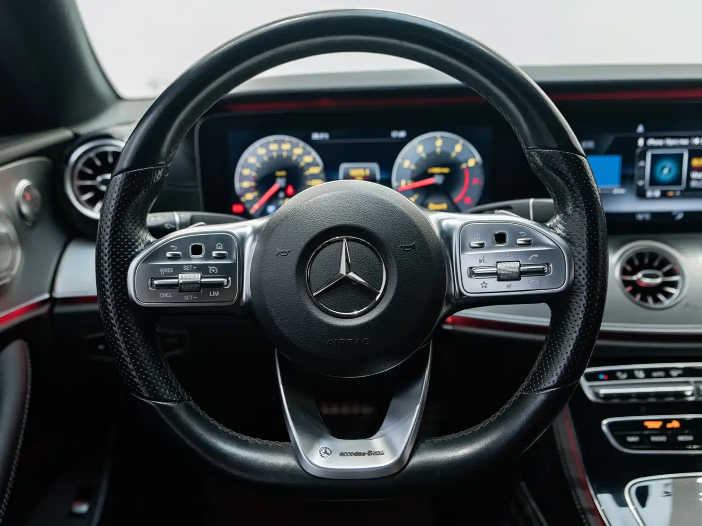 Mercedes-Benz E-Class (Import) 2019 E 200 Coupe фото 15
