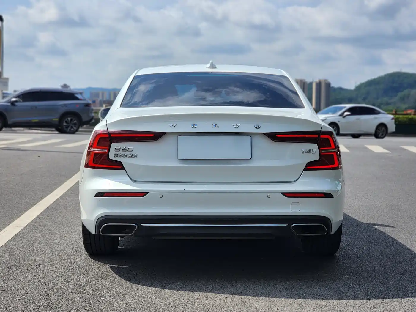 VOLVO S60