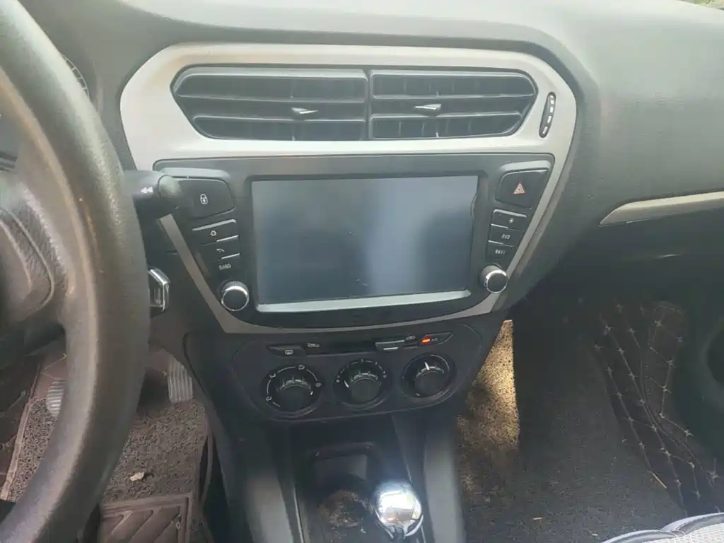 Photo 13 - Peugeot 301