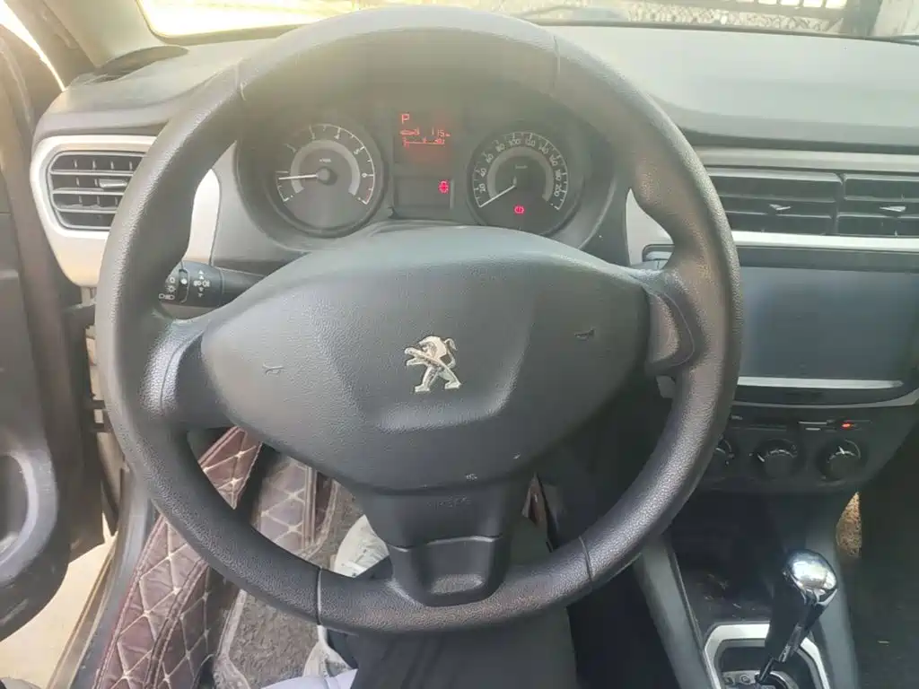 Peugeot 301 2015 2014 1.6L Automatic Comfort Edition