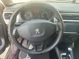 Photo 11 - Peugeot 301