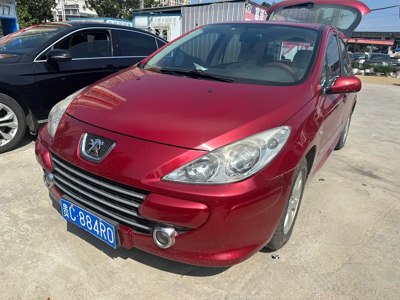 Peugeot 307 2011 2010 Model Hatchback 1.6L Automatic Luxury Edition