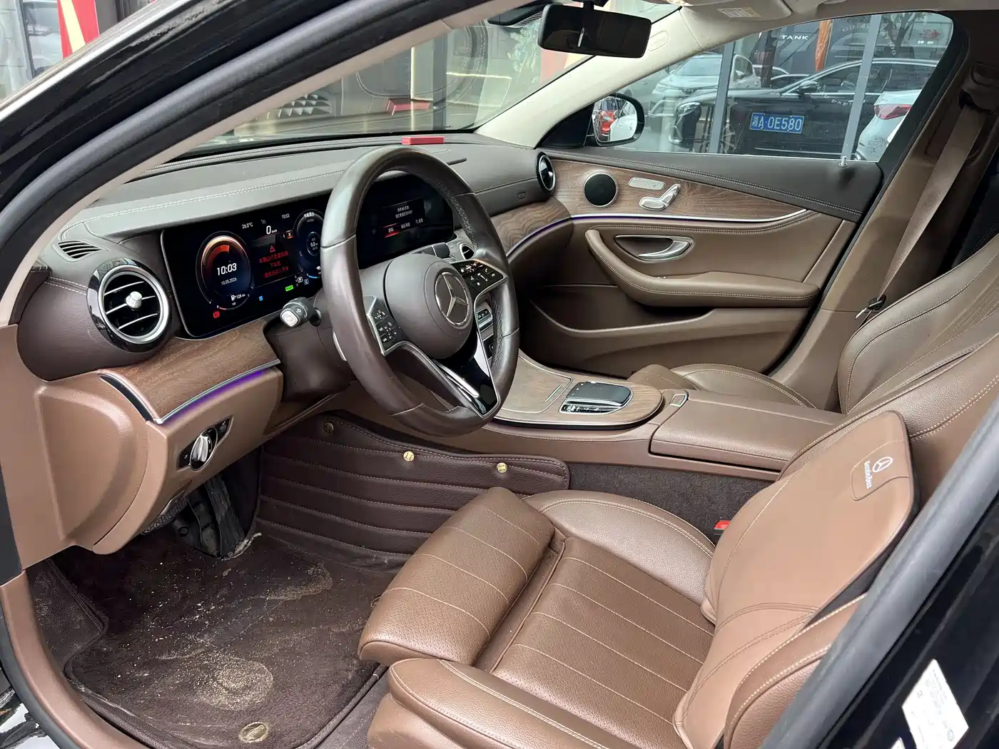 Mercedes-Benz E-Class New Energy 2022 Facelift II E 350 e L Plug-in Hybrid Sedan фото 7