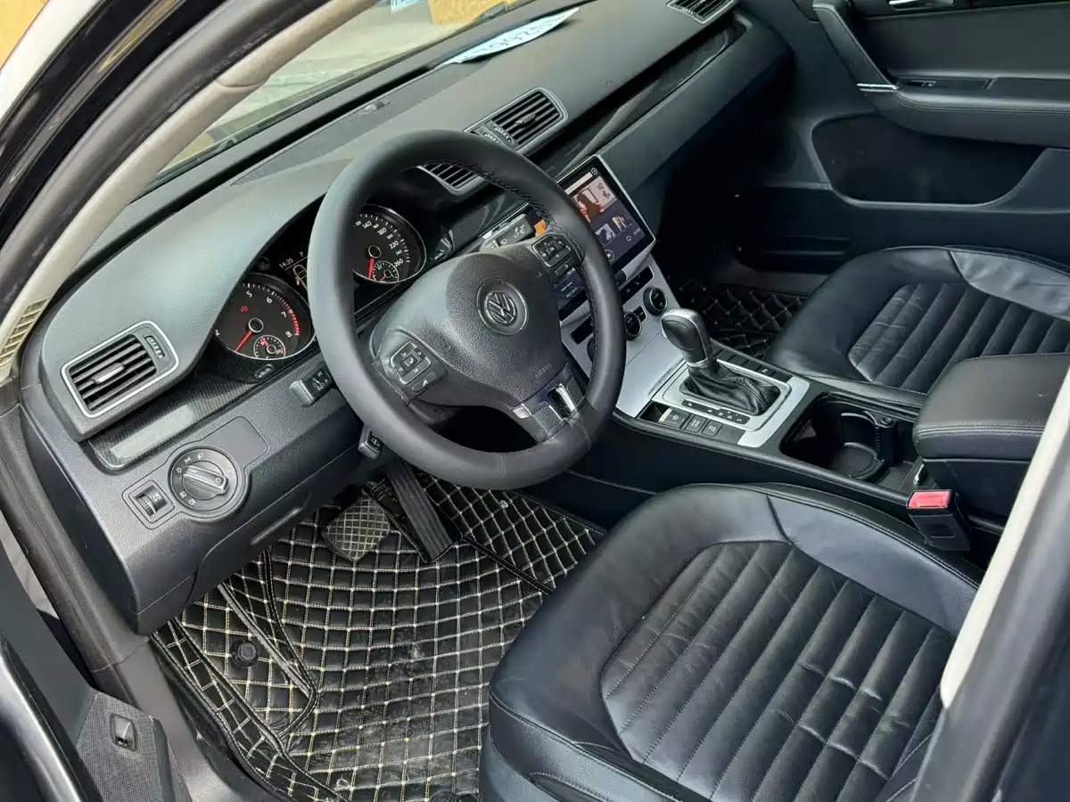 Volkswagen Magotan 2013 1.8TSI Luxury фото 3