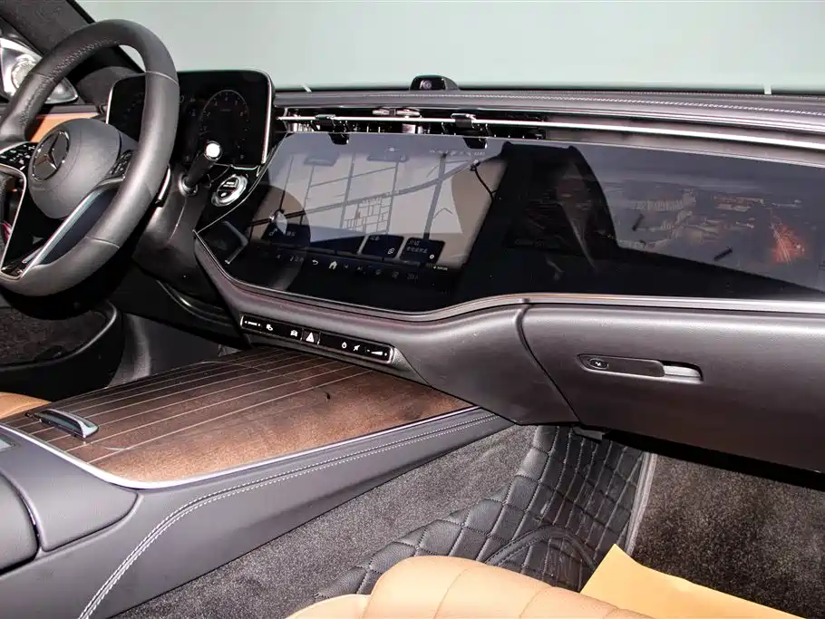 Mercedes-Benz E-Class 2025 E 300 L Luxury фото 25