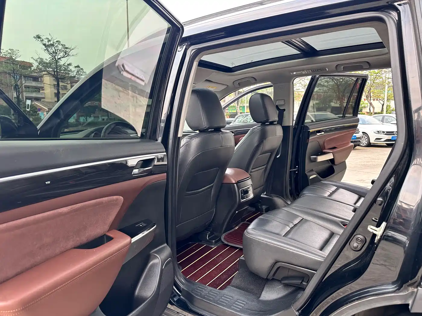 GAC Trumpchi Trumpchi GS8 2017 320T 2WD Luxury Smart Connect (7-seater) фото 10