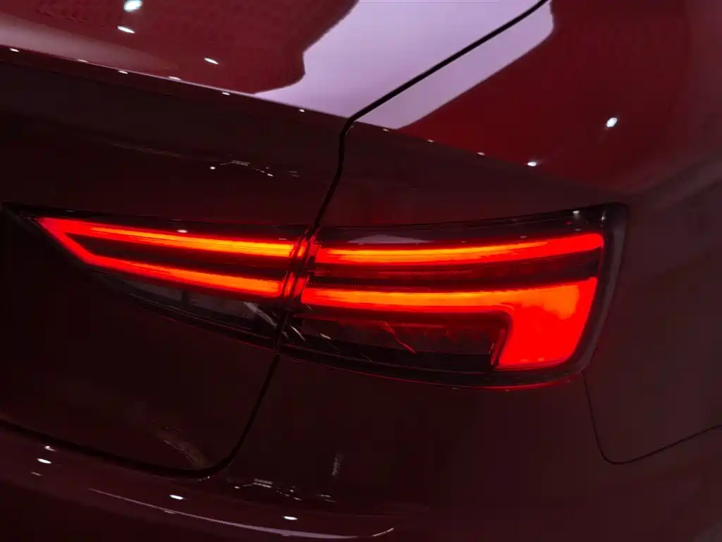 Audi A3 2019 Limousine 35 TFSI Fashion China V фото 8