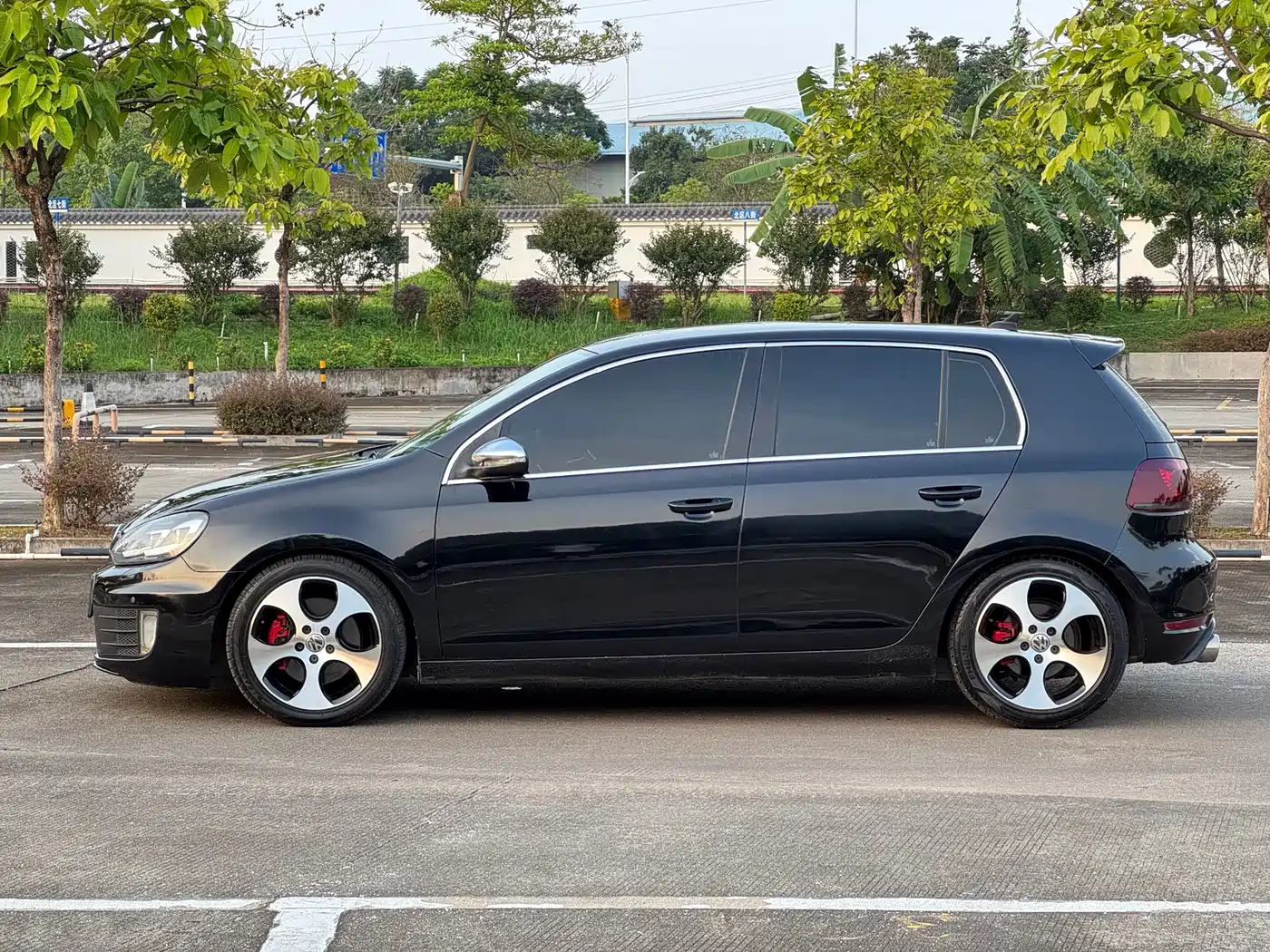Volkswagen Golf GTI 2011 2011 2.0TSI GTI
