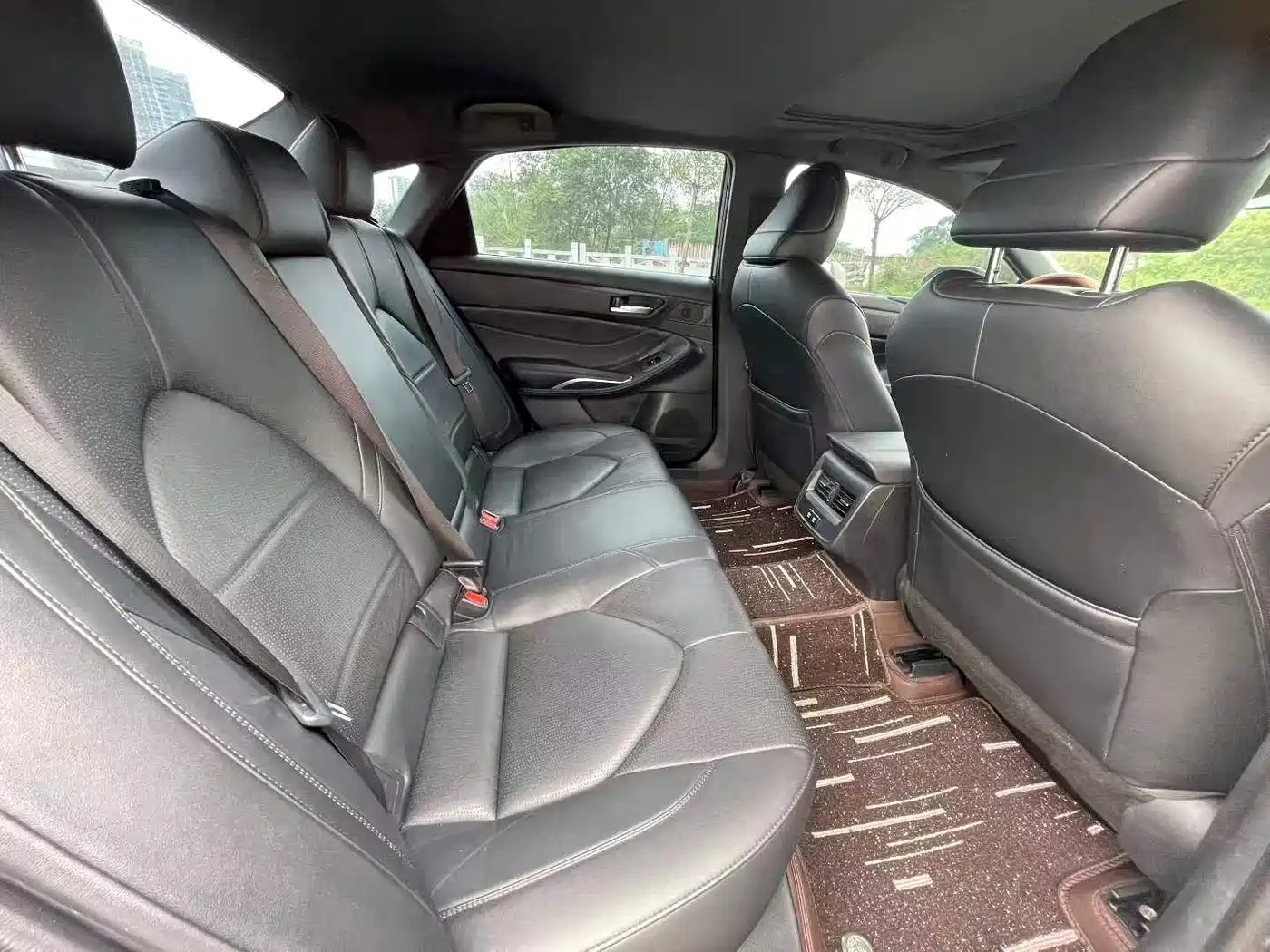 Toyota Avalon 2019 2.0L Luxury Edition (China VI) фото 9