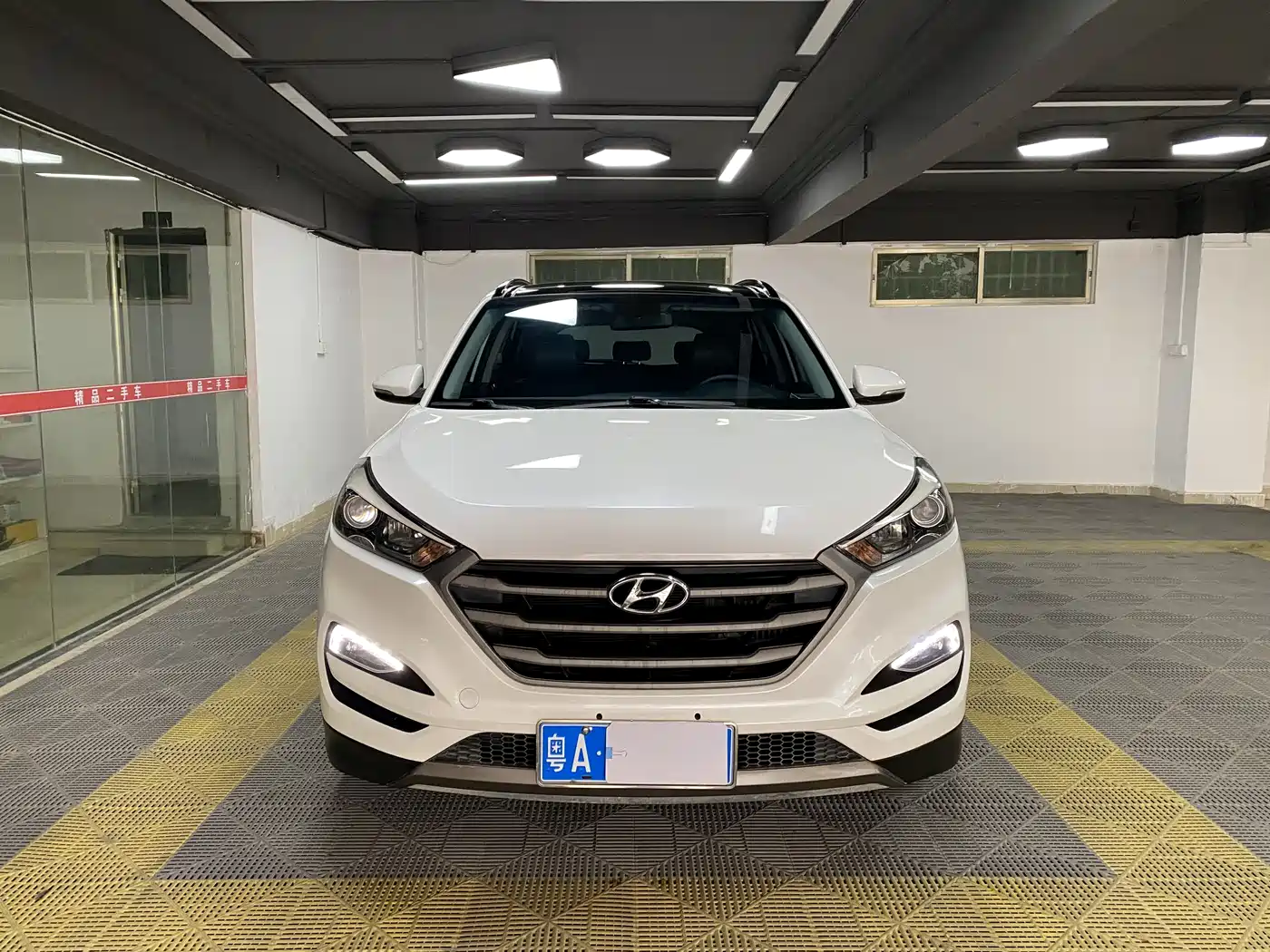 Hyundai Tucson 2015 1.6T Dual Clutch 2WD Smart фото 2