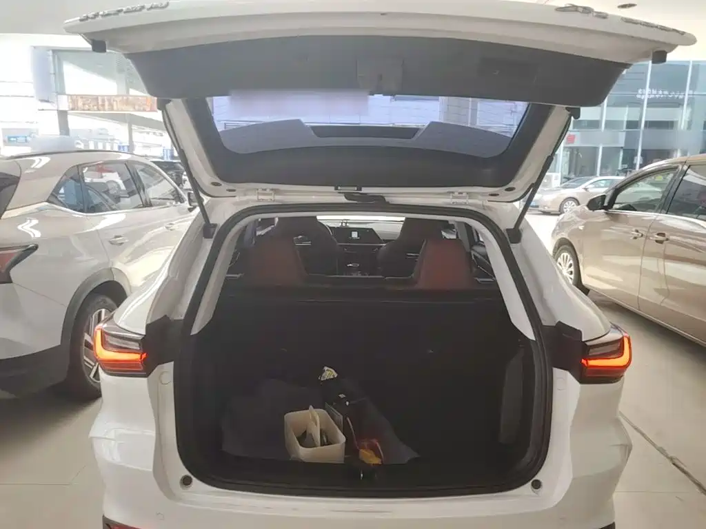 Changan Oshan Changan Oushang X5 2021 2021 1.5T DCT Flagship