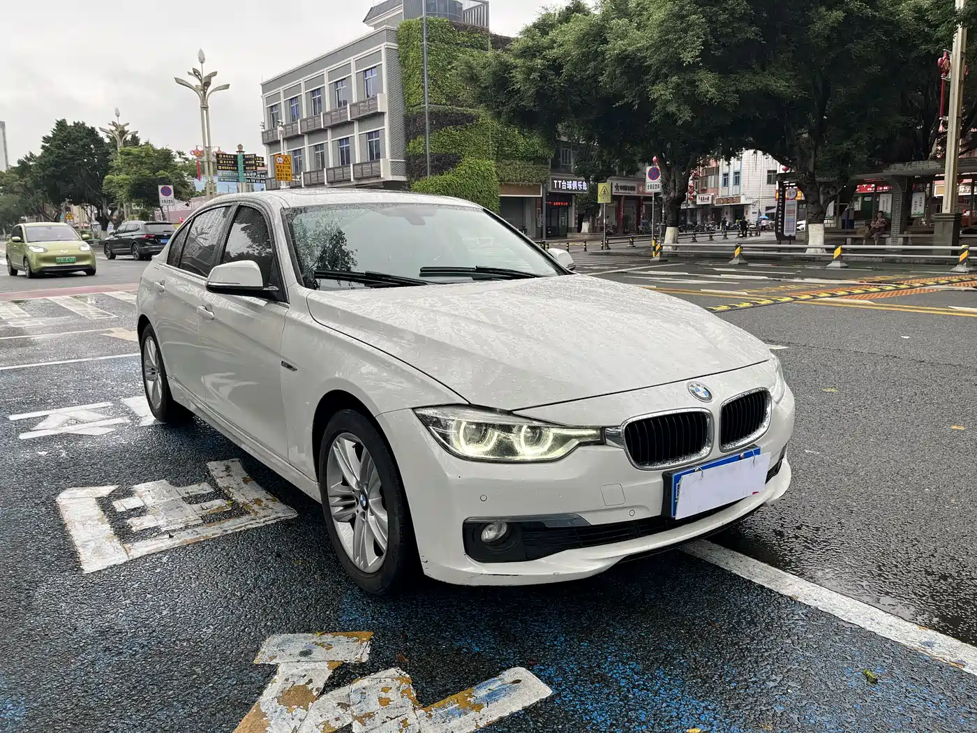 BMW 3 Series 2016 320Li Progressive фото 3