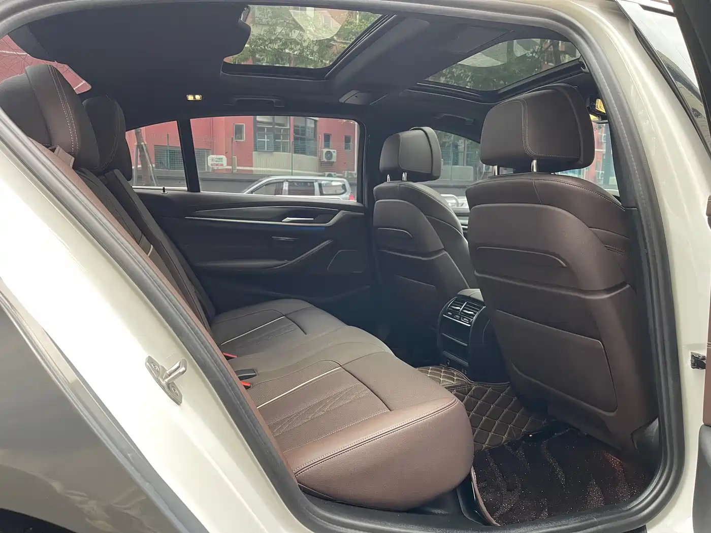 BMW 5 SERIES NEW ENERGY