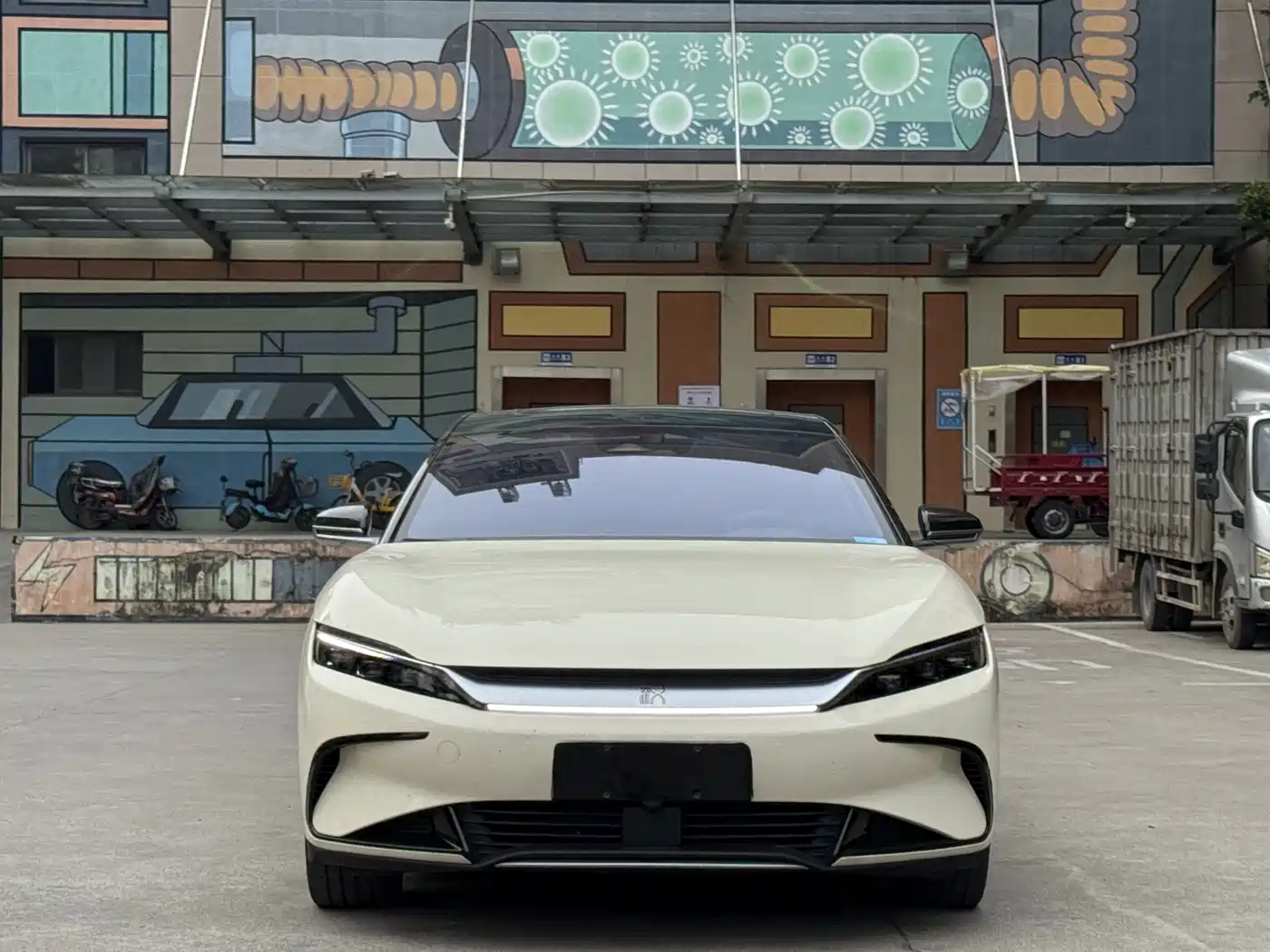 BYD Han 2023 EV Champion Edition 605KM FWD Premium фото 2