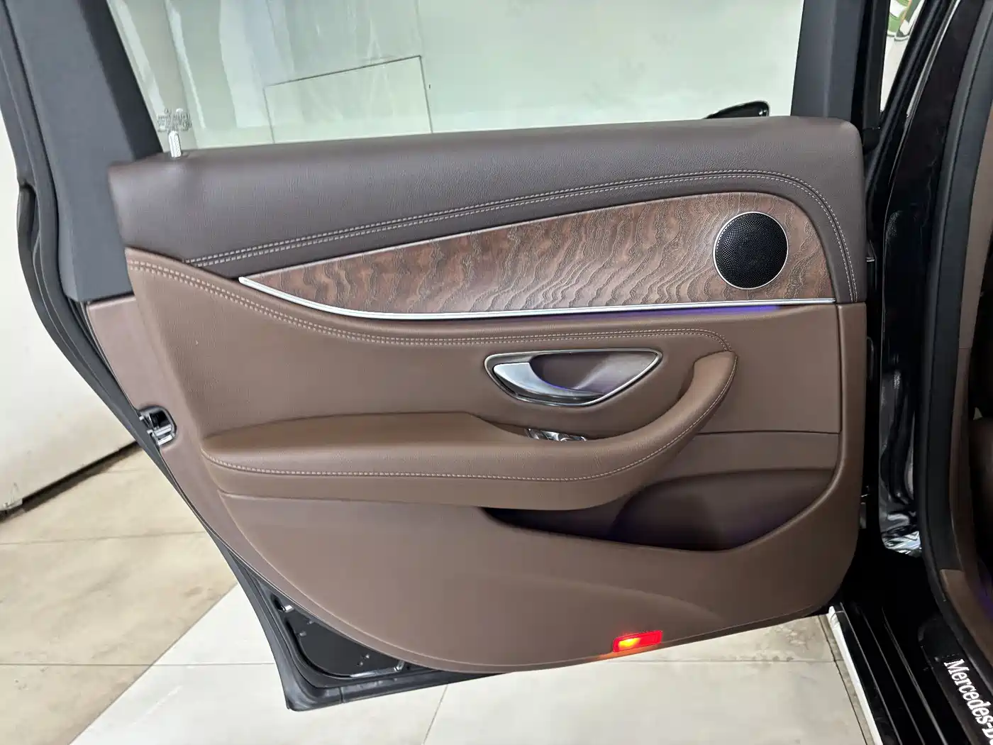 Mercedes-Benz E-Class 2023 Facelift E 300 L Fashion фото 20