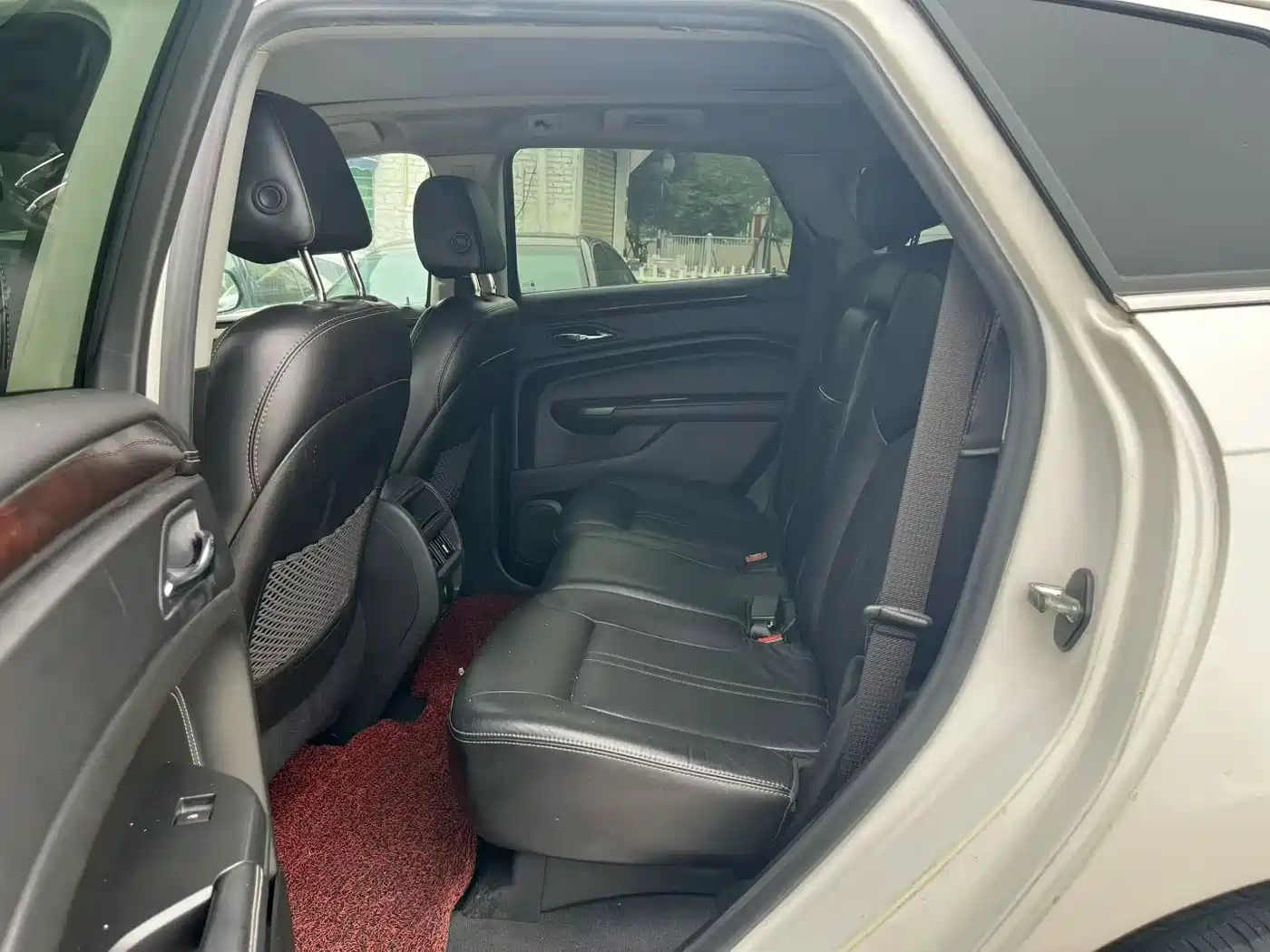 Cadillac SRX 2012 3.0L Flagship Model фото 4