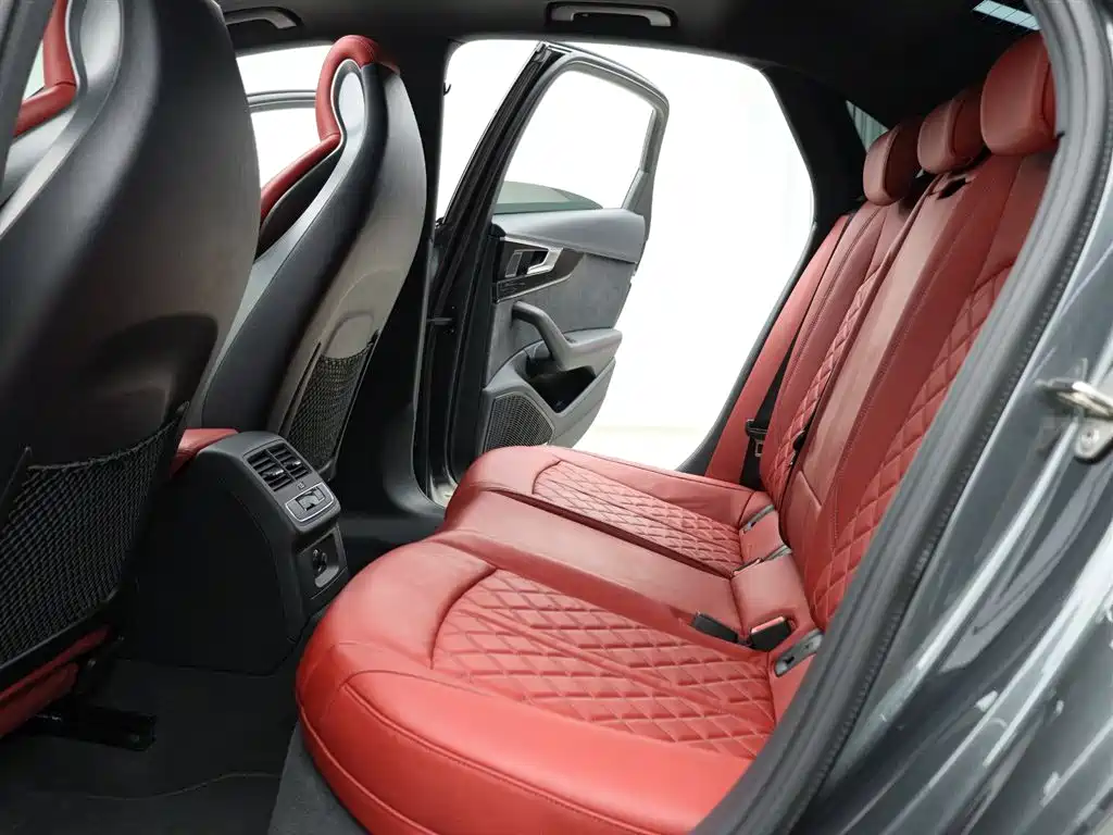Audi S4 2024 S4 3.0TFSI фото 7