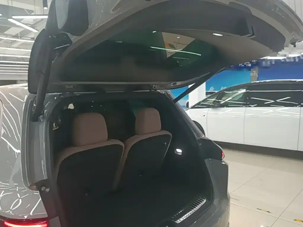 Li Auto Li Xiang L9 2026 2025 Ultra Smart Renewal Edition