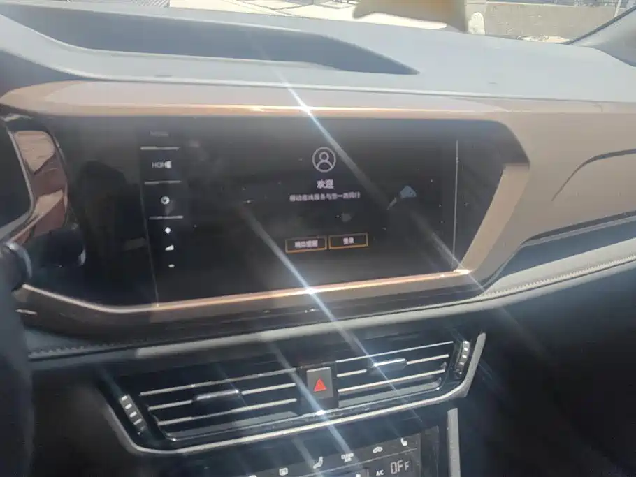 Volkswagen Tharu 2021 280TSI 2WD Luxury Plus фото 13