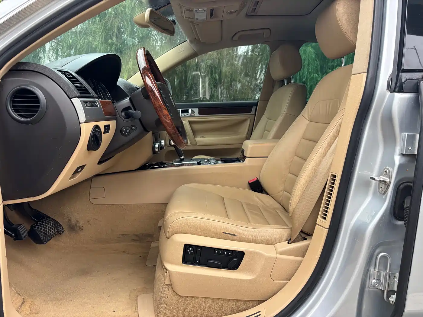 Volkswagen Touareg 2007 3.6L Luxury фото 6