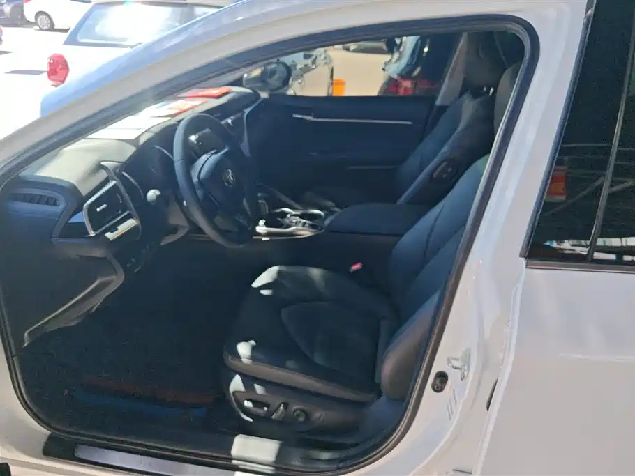 Toyota Camry 2019 Facelift 2.5G Luxury Edition фото 9