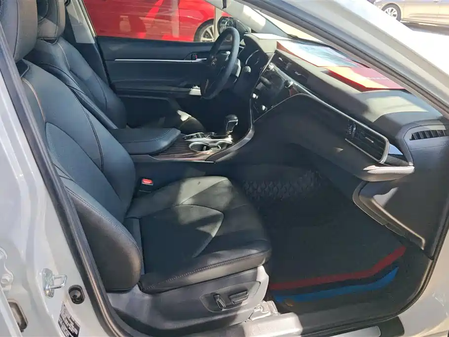 Toyota Camry 2019 Facelift 2.5G Luxury Edition фото 8