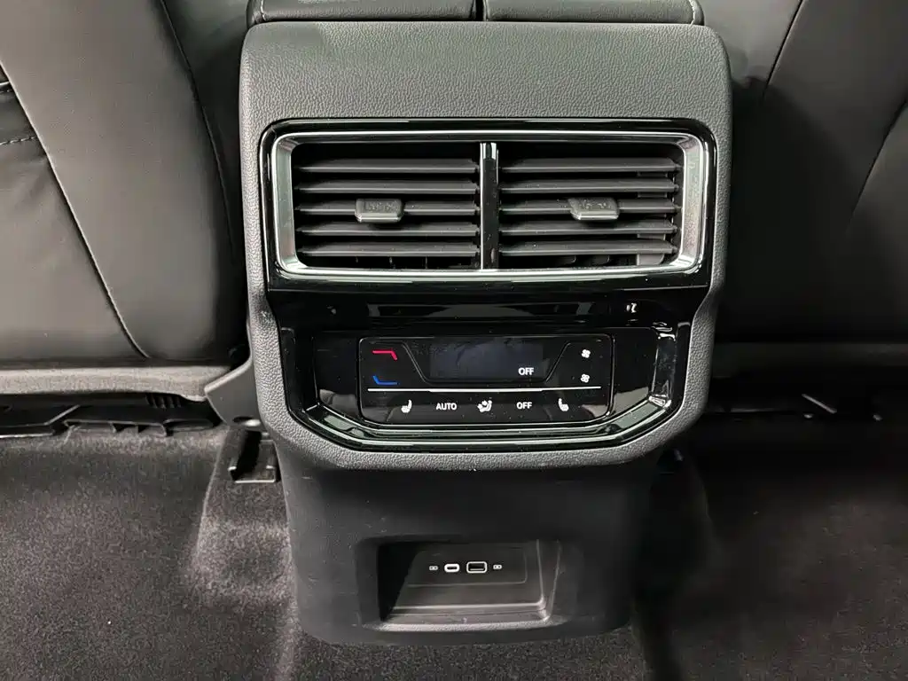 Фото 15 - Volkswagen Teramont