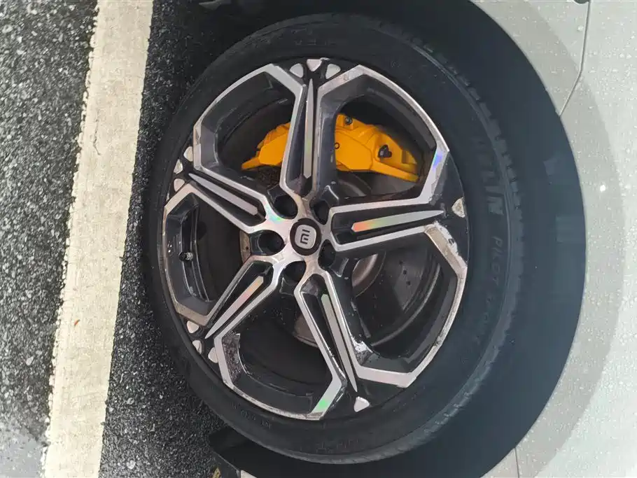 Xiaomi Auto Xiaomi SU7 2024 RWD Long Range Intelligent Driving Edition фото 6