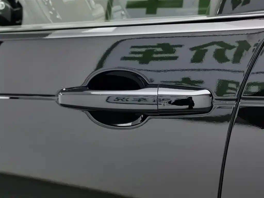 Land Rover Discovery 2019 3.0 SC V6 SE фото 18