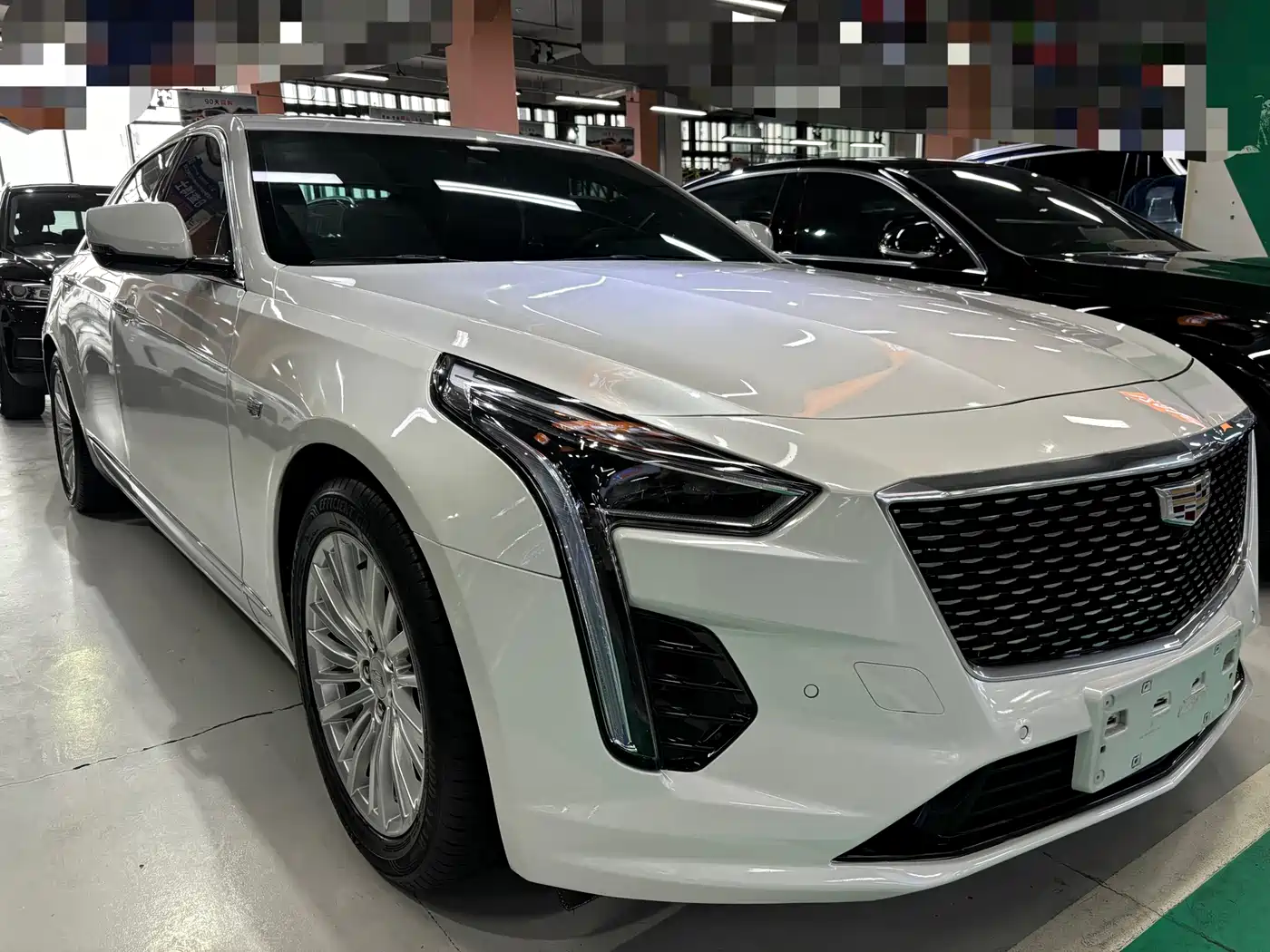 CADILLAC CT6
