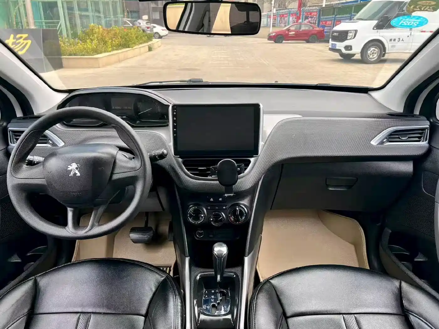 Peugeot 2008 2014 2014 1.6L Automatic Trend Edition