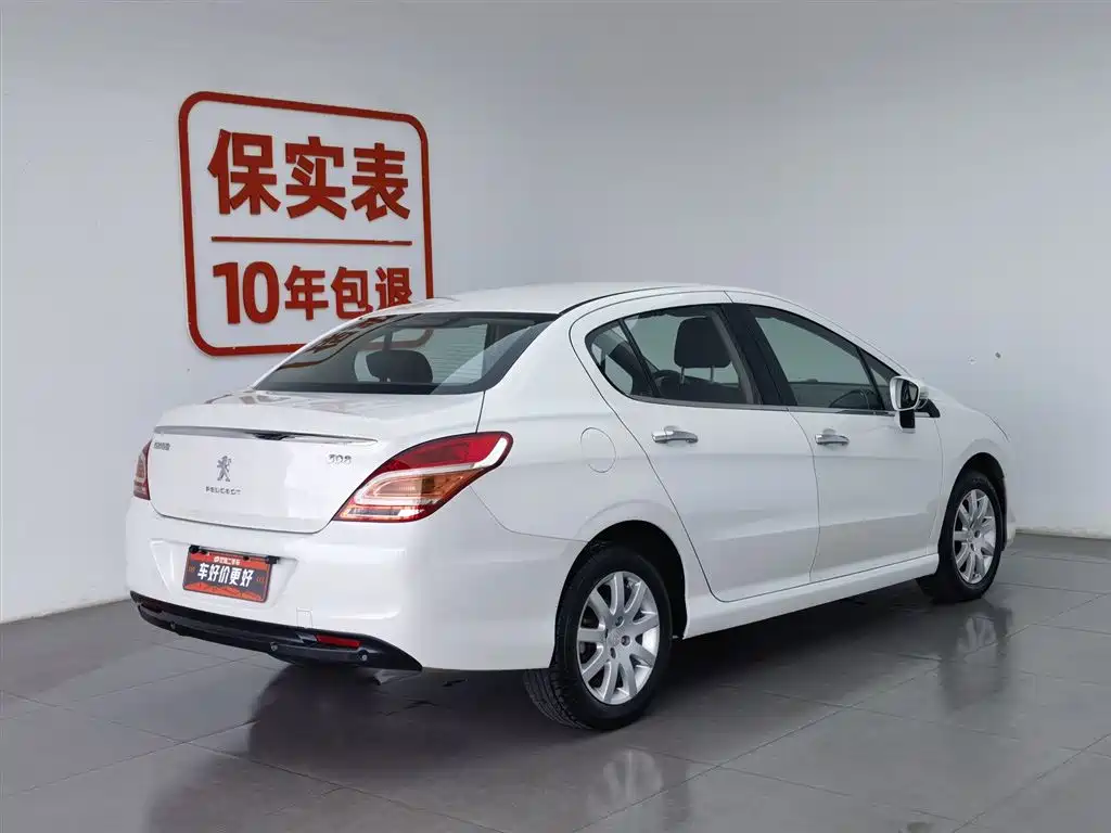 Peugeot 308 2014 Model Joy Edition Classic 1.6L Automatic Superior Style фото 2