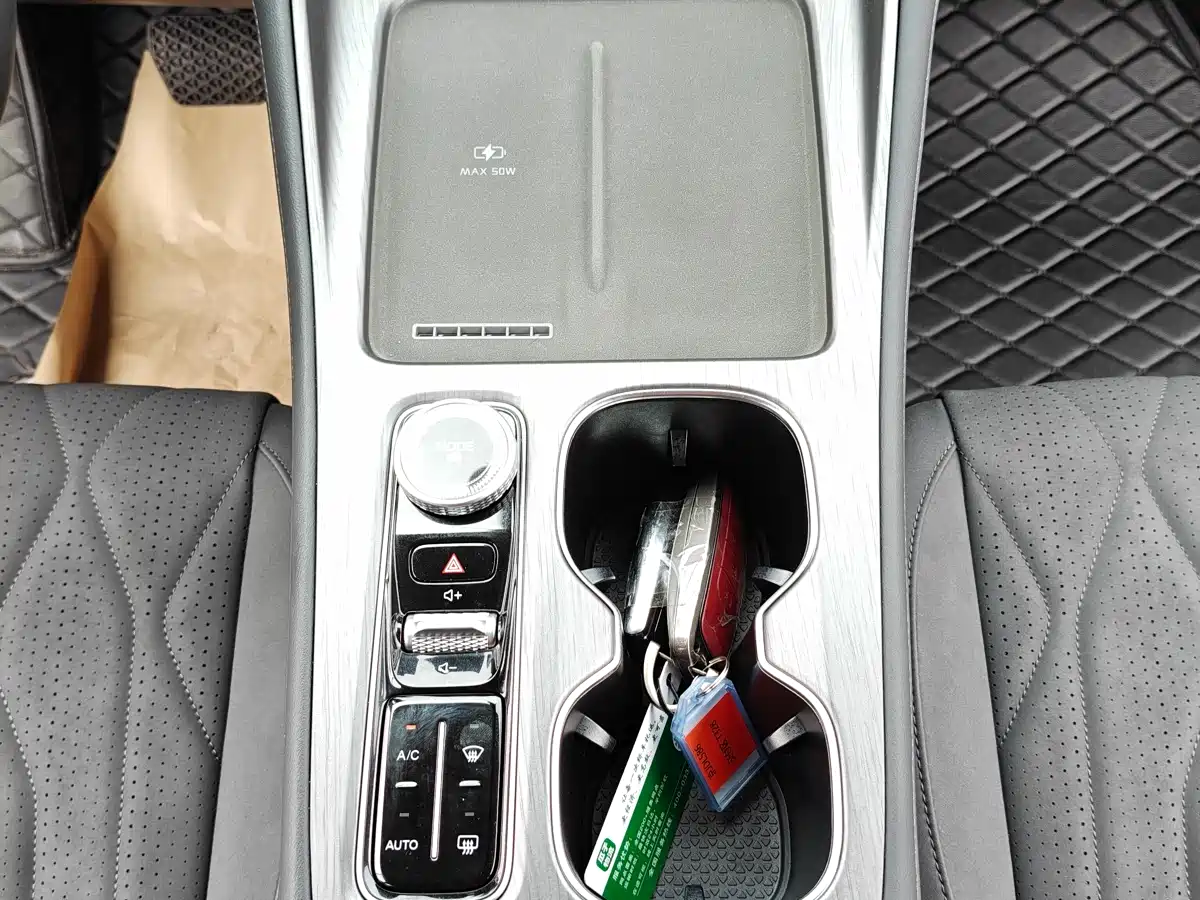 Chery Tiggo 8 PLUS 2024 2025 290TGDI DCT Luxury 5-seater