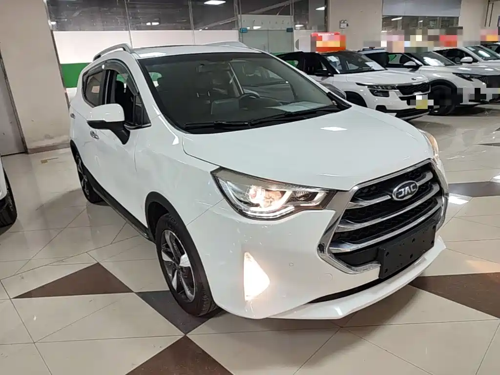 Фото 4 - JAC Refine S3