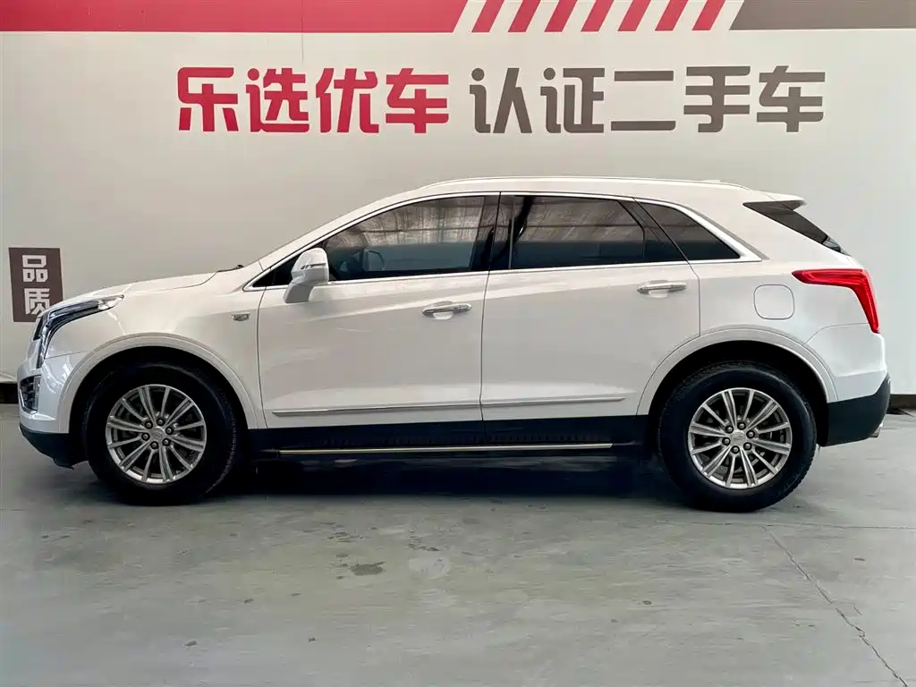 Cadillac XT5 2016 28T AWD Luxury Model фото 3