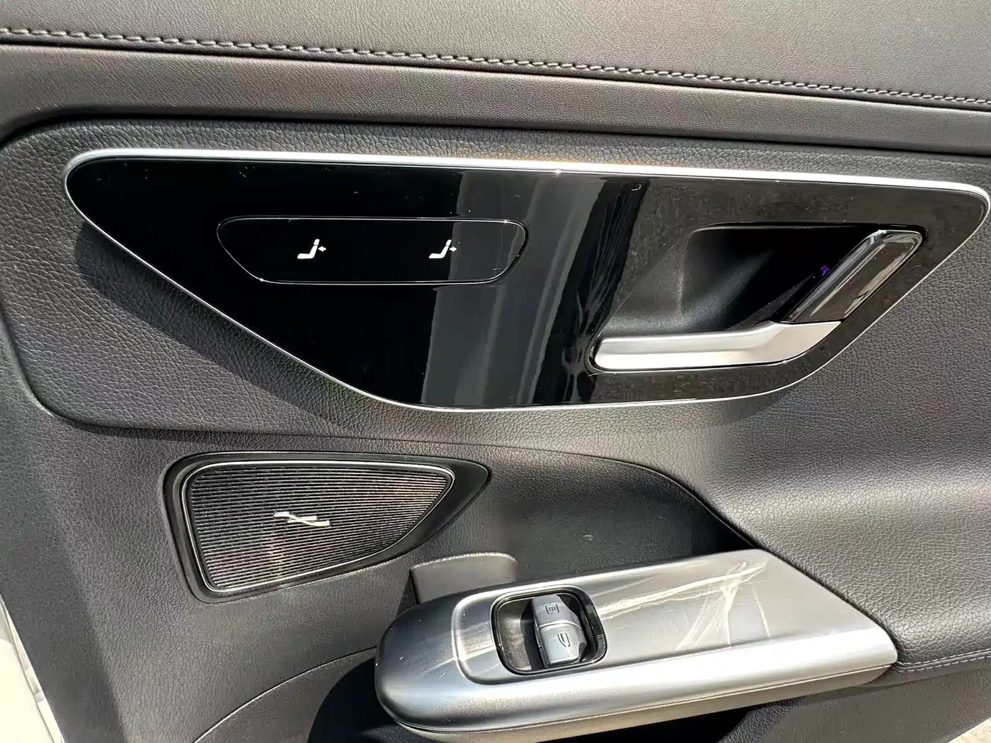 Mercedes-Benz C-Class 2024 Facelift C 260 L Sport фото 16